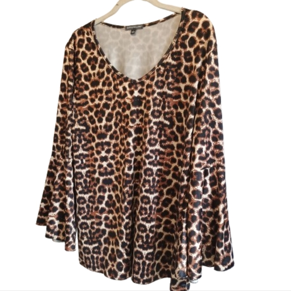 Kate & Mallory Leopard Print Bell Sleeve Top Size‎ L Made in Italy Viscose... - Picture 3 of 11